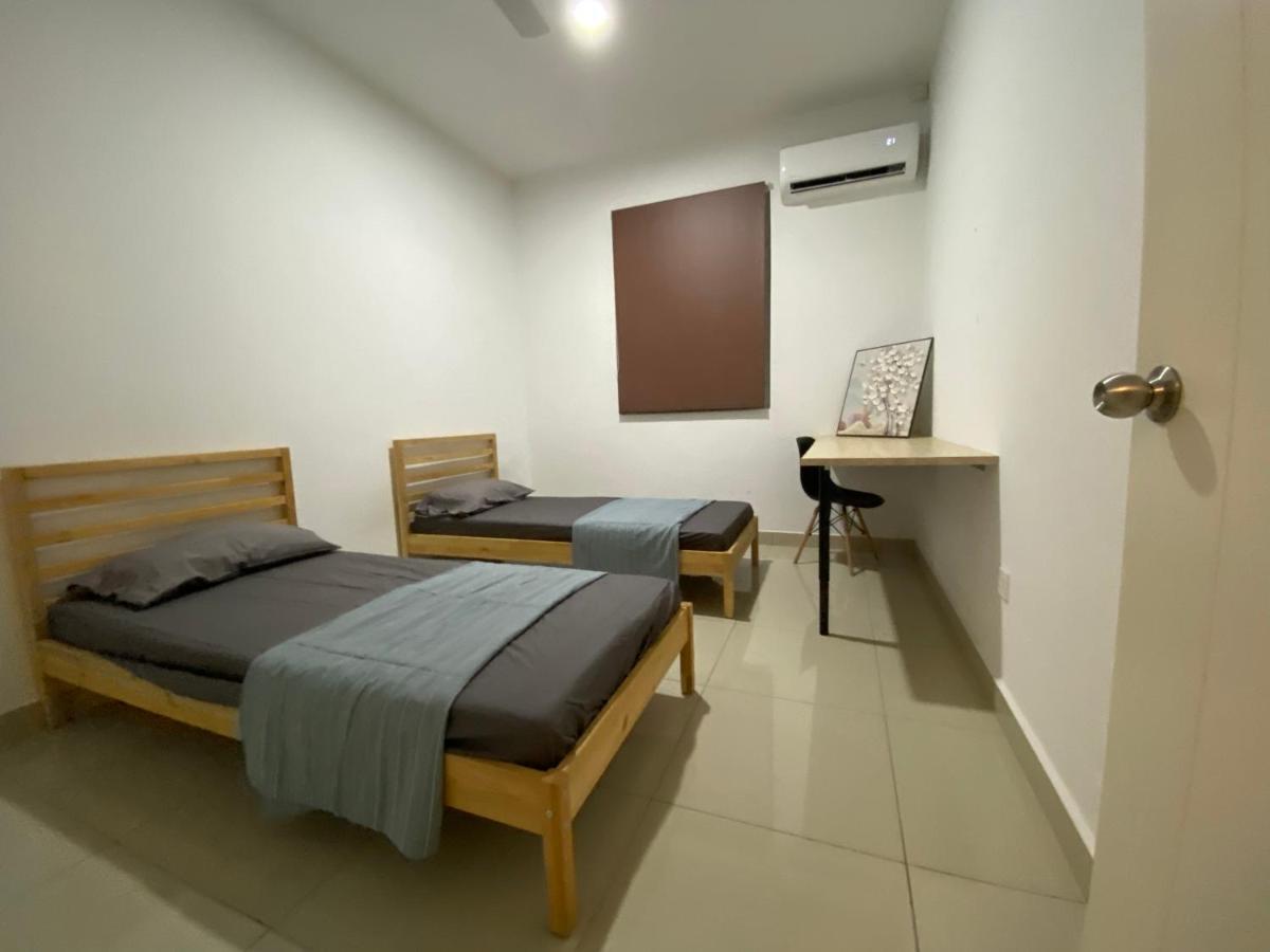 Desaru Happy Guest House E Bandar Penawar Экстерьер фото